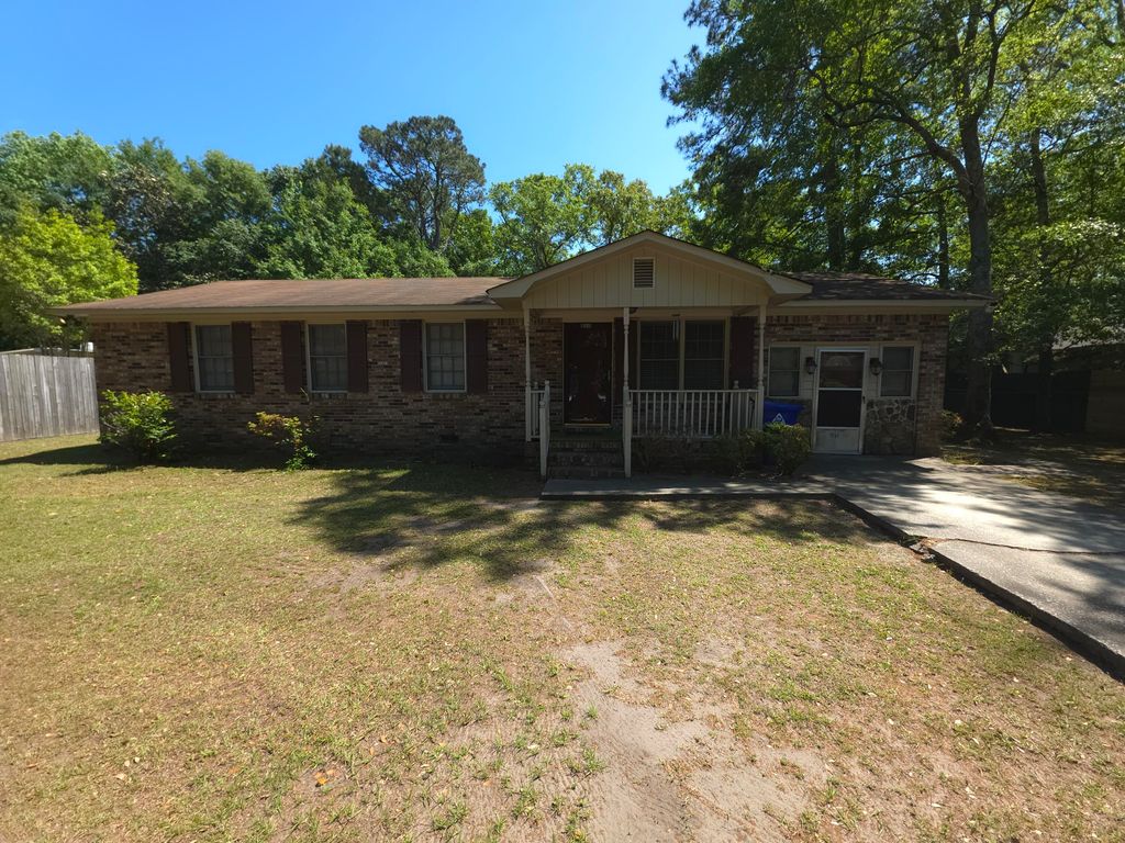 1541 Fort Johnson Road, Charleston, SC 29412