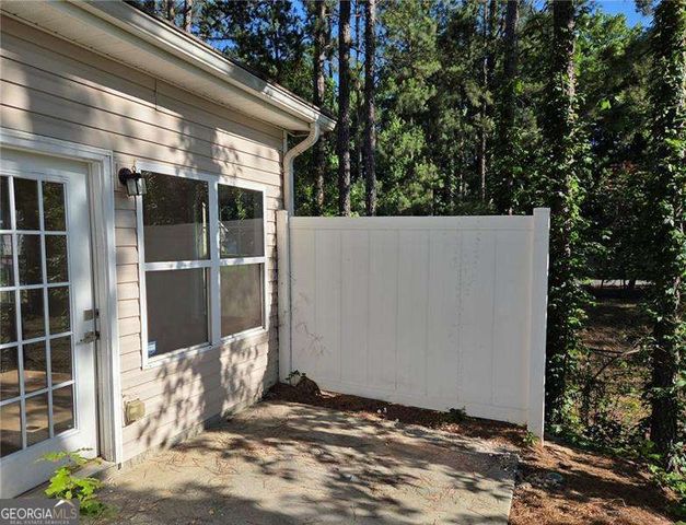 2555 Flat Shoals Road 2701, Atlanta, GA 30349