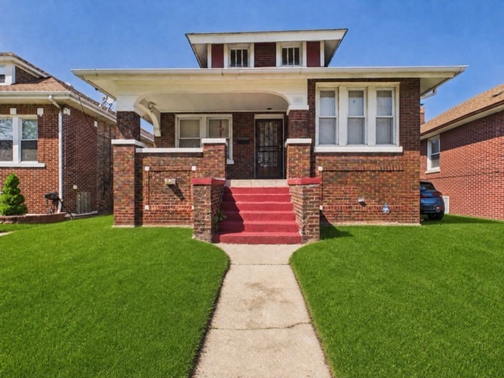 340 156TH Place, Calumet City, IL 60409
