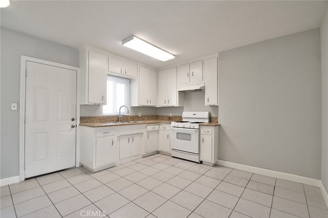 4715 W 152nd Street, Lawndale, CA 90260