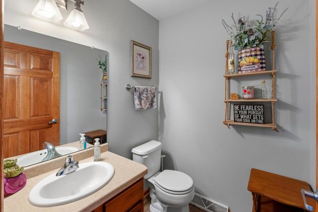 852 Ashley AVENUE, Port Washington, WI 53074