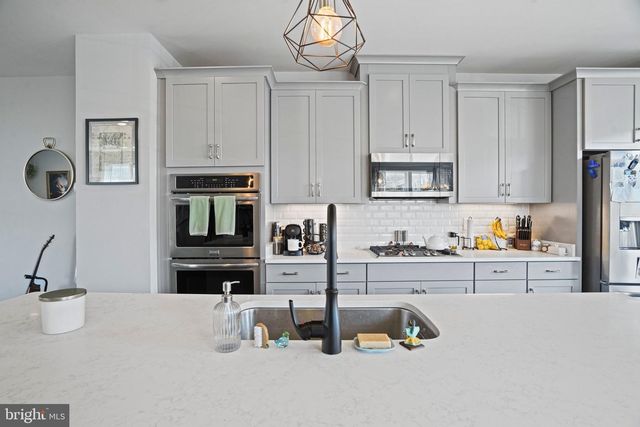 2910 PINEBROOK RD, Landover, MD 20785