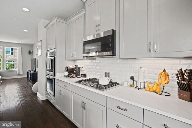 2910 PINEBROOK RD, Landover, MD 20785