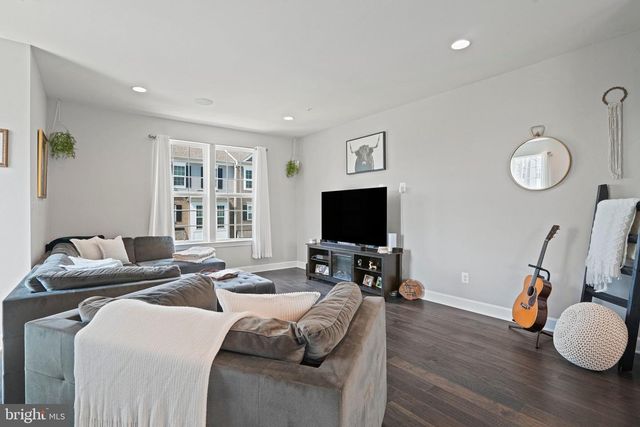 2910 PINEBROOK RD, Landover, MD 20785