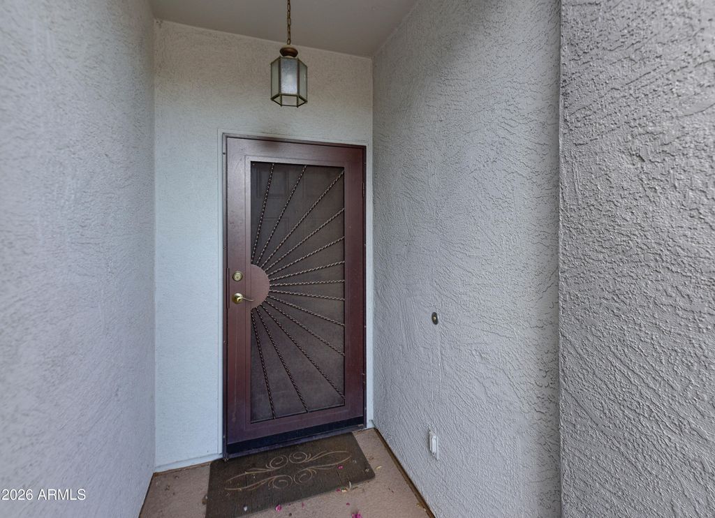 186 W SADDLE Way, San Tan Valley, AZ 85143 — photo 2