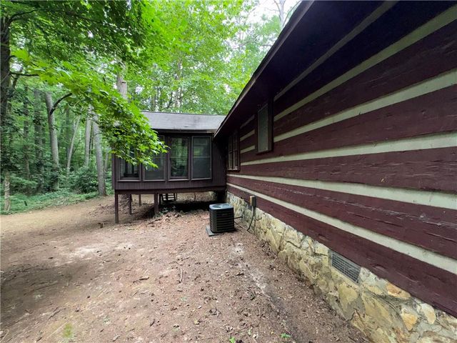 6545 Pleasant Drive, Winston, GA 30187