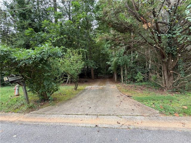 6545 Pleasant Drive, Winston, GA 30187
