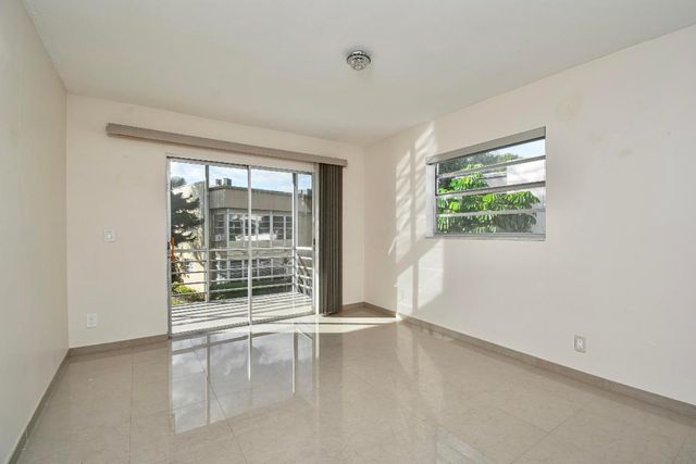 471 Capri J 471, Delray Beach, FL 33484