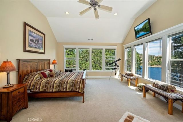 483 Emerald, Lake Arrowhead, CA 92352
