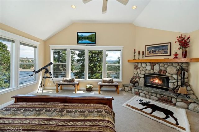 483 Emerald, Lake Arrowhead, CA 92352