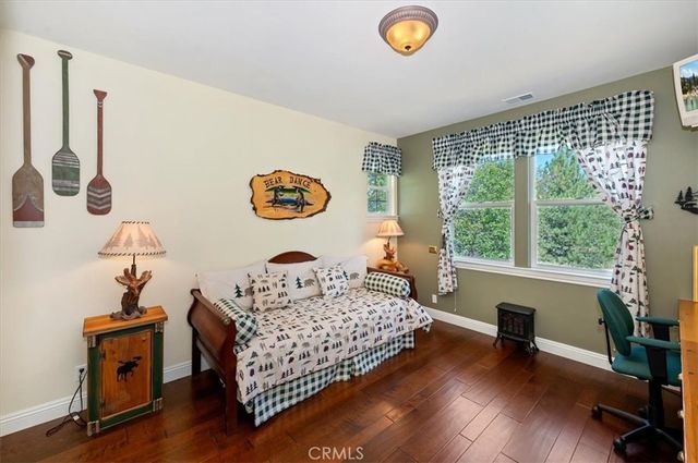 483 Emerald, Lake Arrowhead, CA 92352