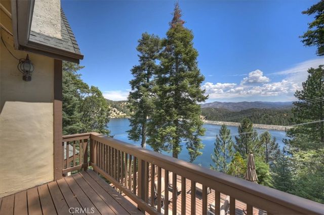 483 Emerald, Lake Arrowhead, CA 92352