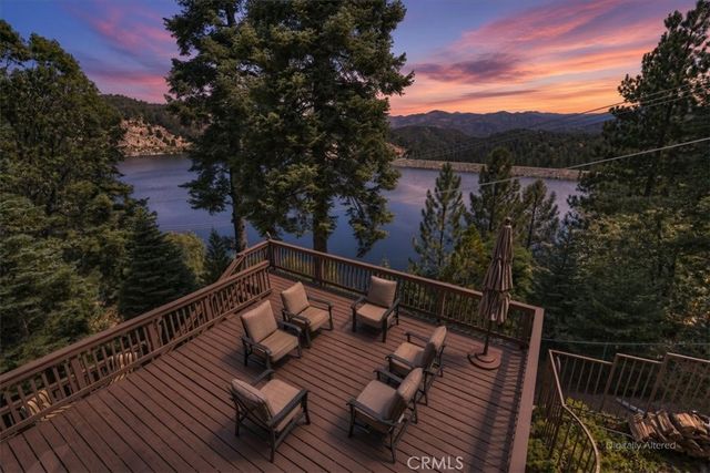 483 Emerald, Lake Arrowhead, CA 92352