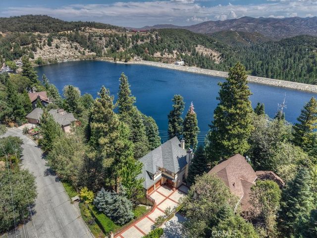 483 Emerald, Lake Arrowhead, CA 92352