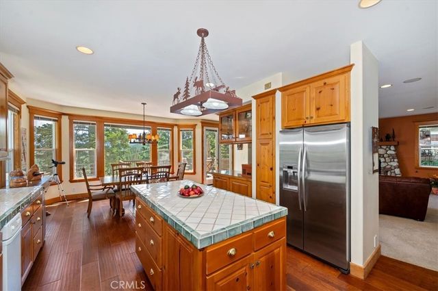 483 Emerald, Lake Arrowhead, CA 92352