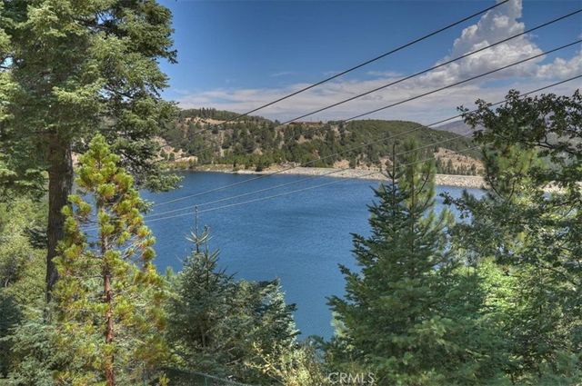 483 Emerald, Lake Arrowhead, CA 92352