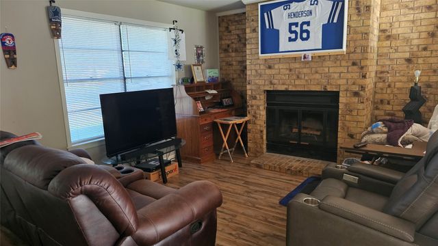 606 Hunter Street, Bonham, TX 75418