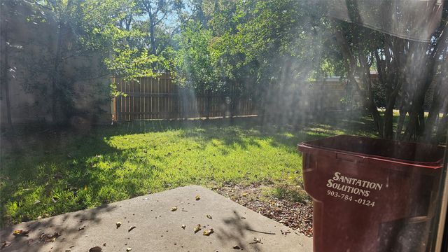 606 Hunter Street, Bonham, TX 75418