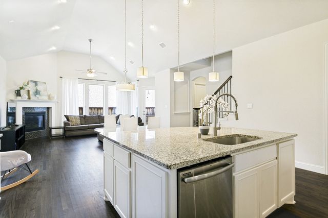 7906 Gulfstream Lane, Irving, TX 75063
