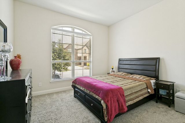 7906 Gulfstream Lane, Irving, TX 75063