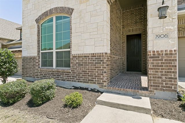 7906 Gulfstream Lane, Irving, TX 75063
