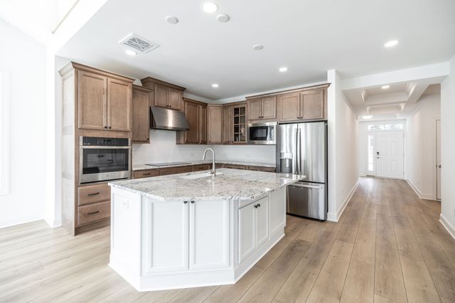 241 Crown Gardens Court, Hermitage, TN 37076