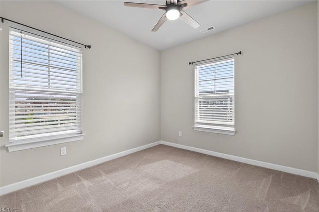 202 Station DR, Suffolk, VA 23434