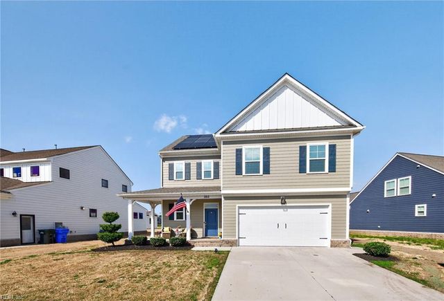 202 Station DR, Suffolk, VA 23434