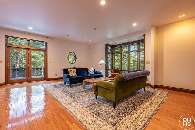 92 Signor Lane, Jay, NY 12941