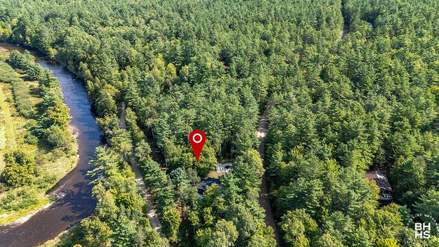 92 Signor Lane, Jay, NY 12941