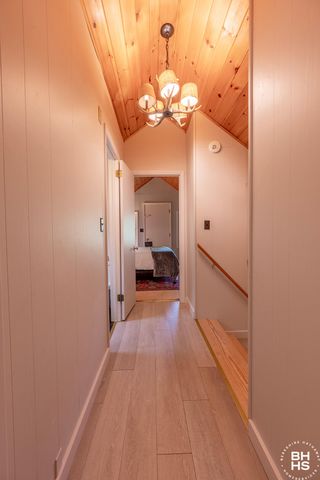 92 Signor Lane, Jay, NY 12941