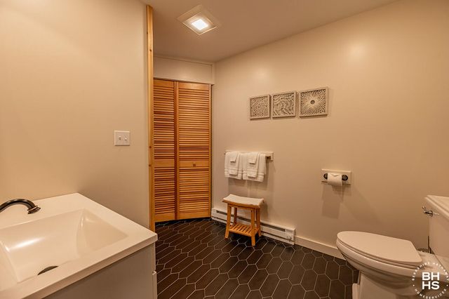 92 Signor Lane, Jay, NY 12941