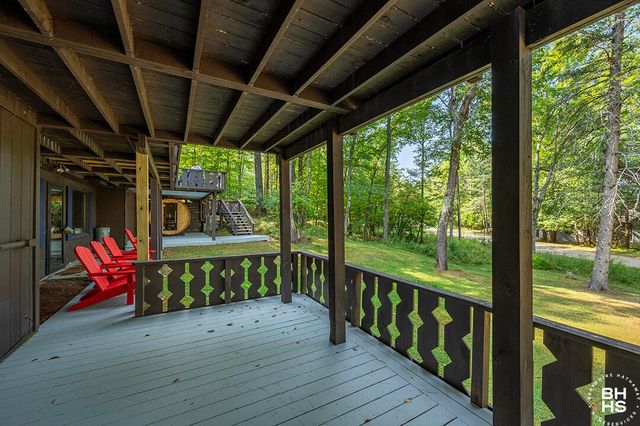 92 Signor Lane, Jay, NY 12941