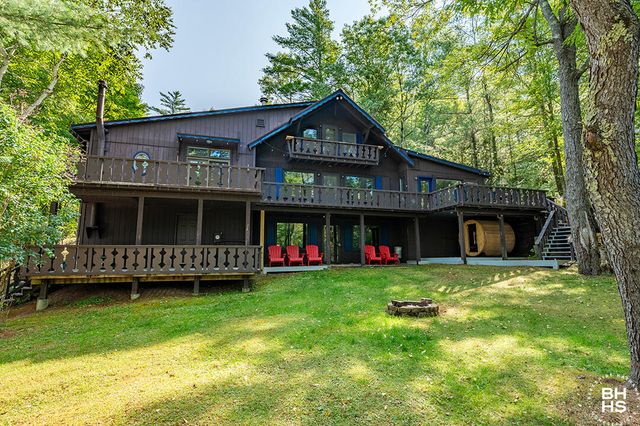 92 Signor Lane, Jay, NY 12941