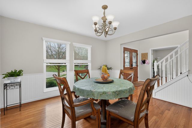 2081 Blankenbecker Drive, Florence, KY 41042