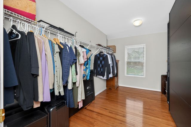 2081 Blankenbecker Drive, Florence, KY 41042