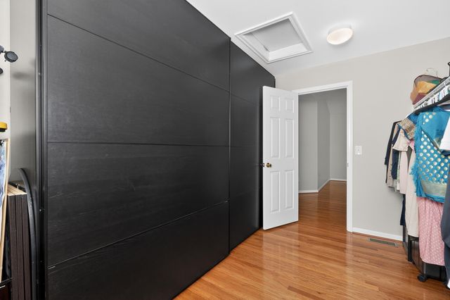 2081 Blankenbecker Drive, Florence, KY 41042