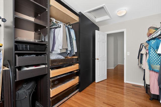 2081 Blankenbecker Drive, Florence, KY 41042