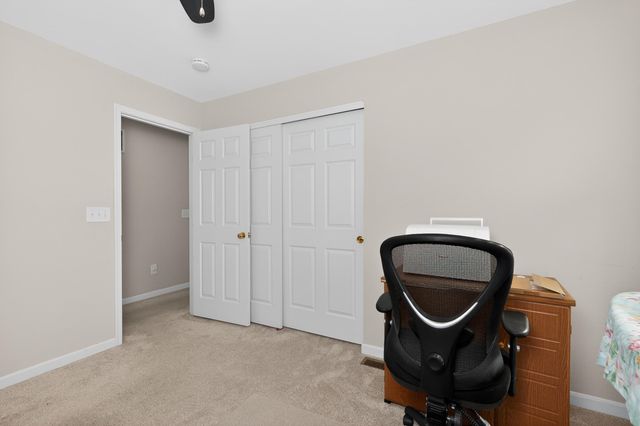 2081 Blankenbecker Drive, Florence, KY 41042