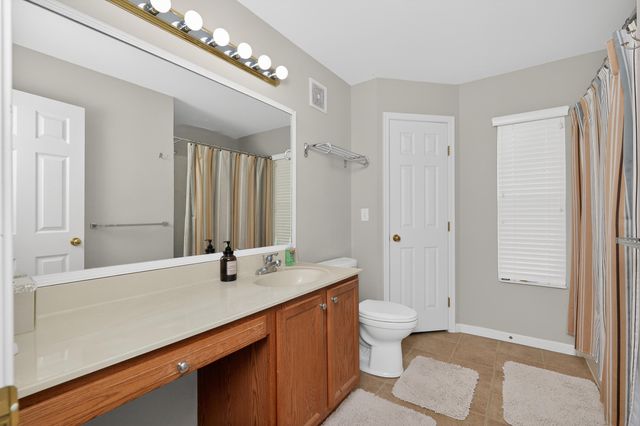 2081 Blankenbecker Drive, Florence, KY 41042