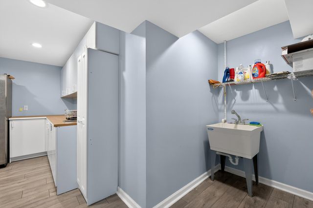 2081 Blankenbecker Drive, Florence, KY 41042