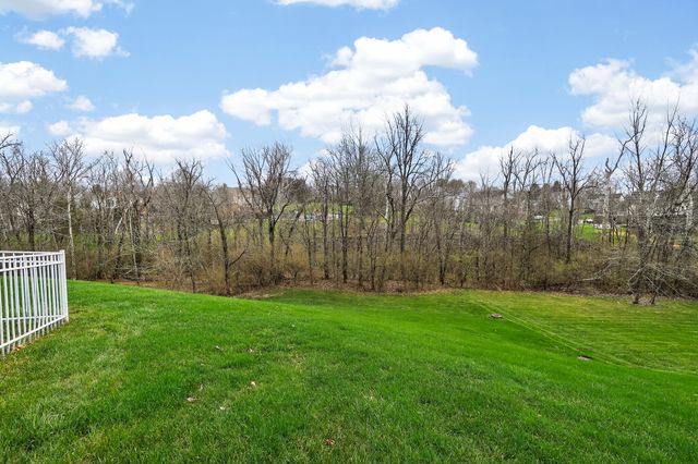 2081 Blankenbecker Drive, Florence, KY 41042