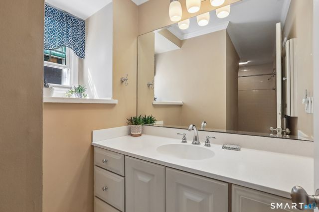 5 Starr Lane, Bethel, CT 06801