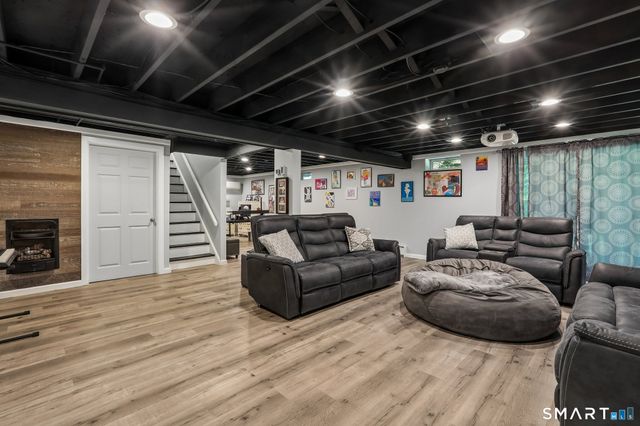 5 Starr Lane, Bethel, CT 06801