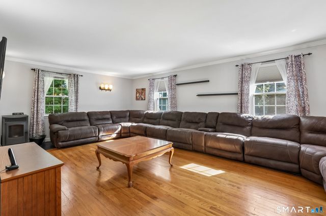 5 Starr Lane, Bethel, CT 06801