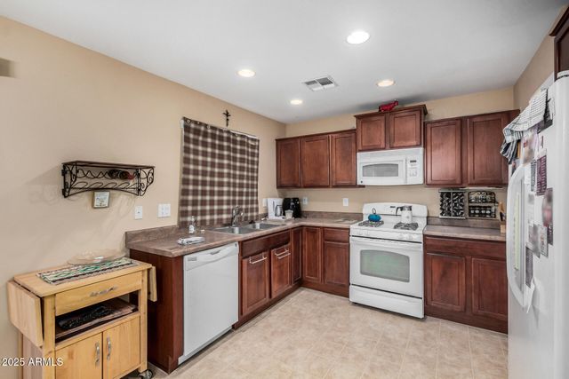 8048 W GEORGETOWN Way, Florence, AZ 85132