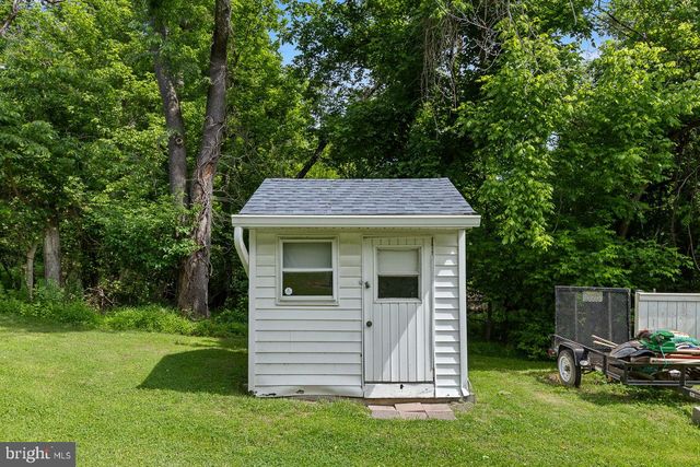 83 HOSTLER RD, Harpers Ferry, WV 25425