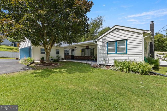 83 HOSTLER RD, Harpers Ferry, WV 25425