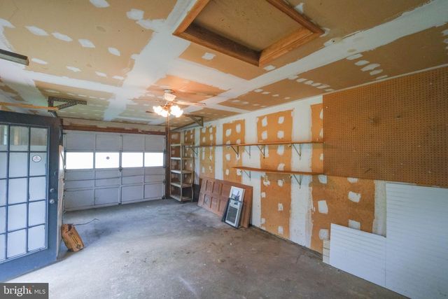 83 HOSTLER RD, Harpers Ferry, WV 25425