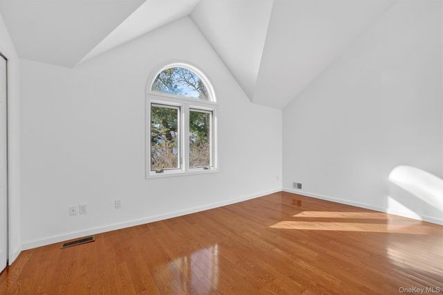 57 Boulder Ridge Road 57, Scarsdale, NY 10583